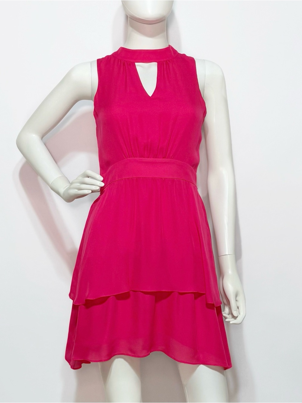 Barbiecore Parker fuscia hot pink ruffle dress with bow detail | Size Small